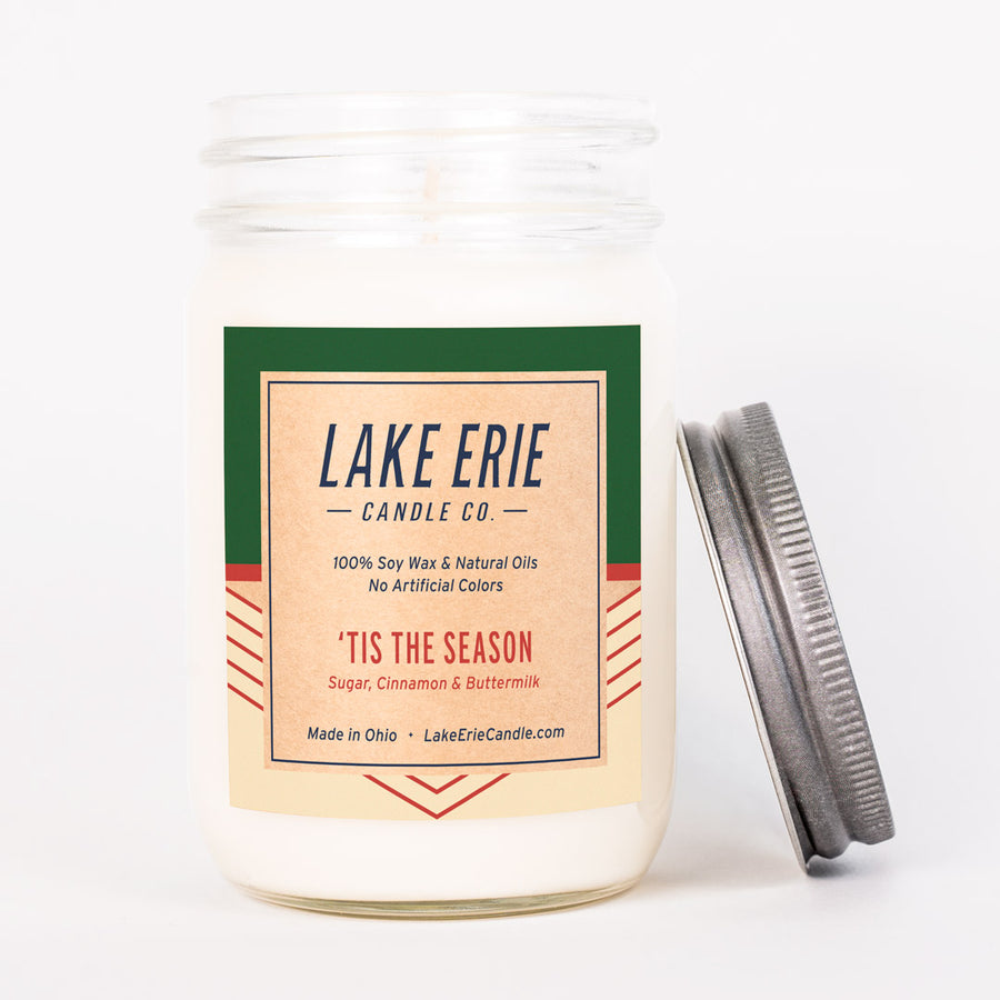 https://lakeeriecandle.com/cdn/shop/products/tis-the-season-12oz-2-candle-lake-erie-candle_900x.jpg?v=1607617547